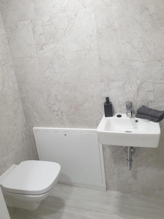 Ferienwohnung Betariel'Com Westbahnhof M Wien Exterior foto
