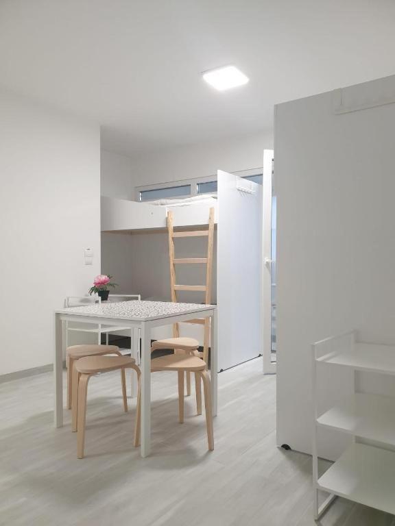 Ferienwohnung Betariel'Com Westbahnhof M Wien Exterior foto